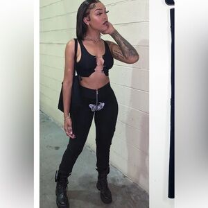 TORDROBES signature u-zip butterfly ribbed flare pants M